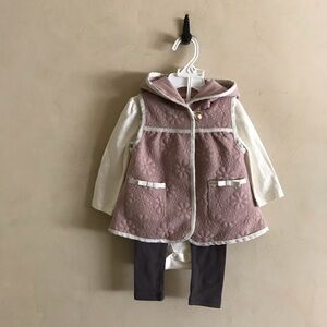 Max Studio Baby Mauve White Gray Outfit Set